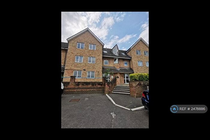 1 Bedroom Flat To Rent In Sunnyhill Court, Poole, BH12