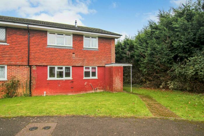 1 Bedroom Maisonette To Rent In Turgis Close, Langley, Maidstone, ME17