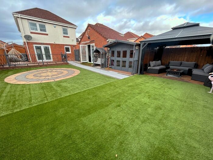 3 Bedroom Detached House For Sale In Sherwood Road, Glenboig, North Lanarkshire, ML5