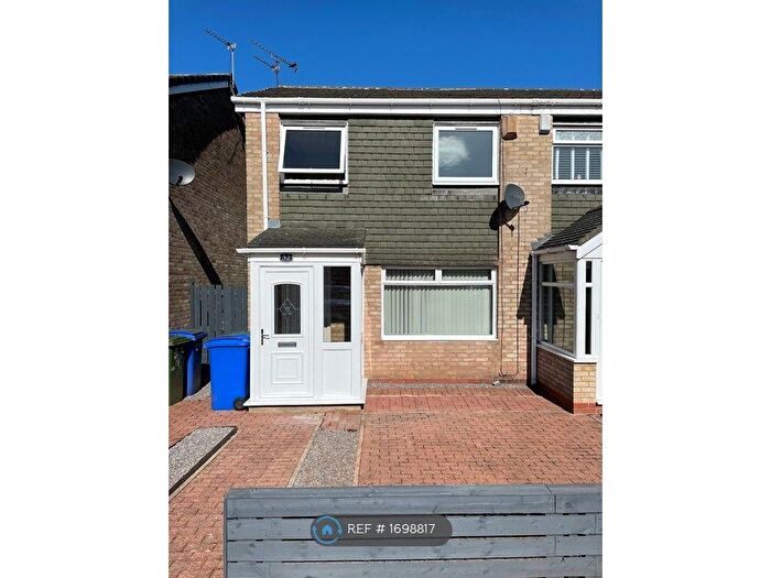 3 Bedroom End Of Terrace House To Rent In Oakley Drive, Cramlington, NE23