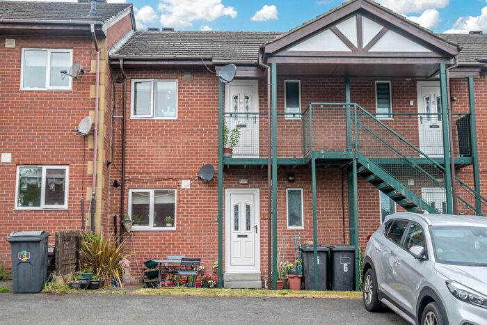 1 Bedroom Flat For Sale In Tallow Mews, Smithy Lane, Skelmanthorpe, HD8