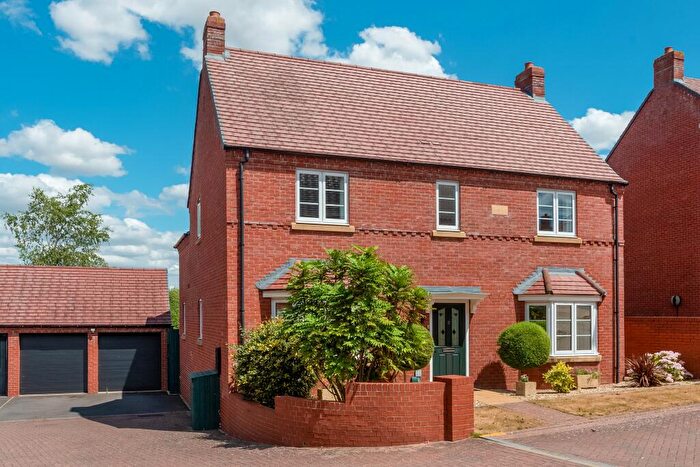 4 Bedroom House For Sale In Neptune Drive, Stratford-Upon-Avon, CV37