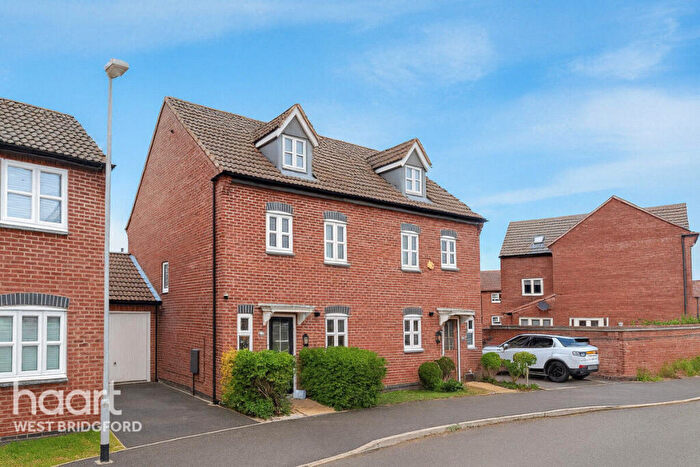 4 Bedroom Semi Detached House For Sale In Tongue Way, Nottingham, NG11