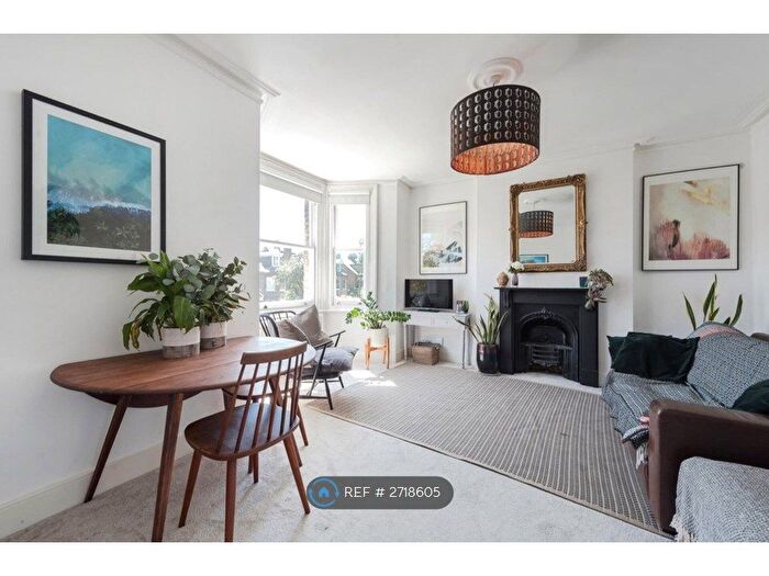 2 Bedroom Flat To Rent In London, London, SE22