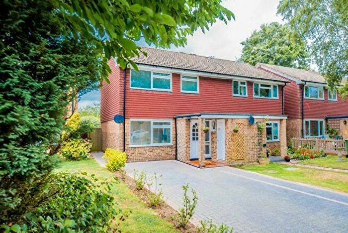 3 Bedroom House To Rent In Cumberland Road, Camberley, GU15