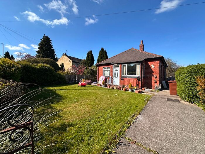 3 Bedroom Detached Bungalow For Sale In Stanningley Road, Leeds, LS12