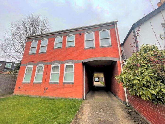 1 Bedroom Apartment To Rent In Potters Road, Barnet, EN5