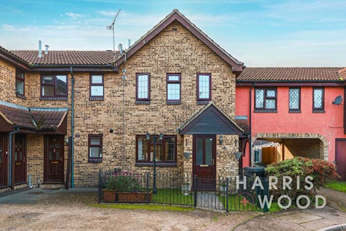 3 Bedroom Semi Detached House For Sale In Claudius Way, Witham, Essex, CM8