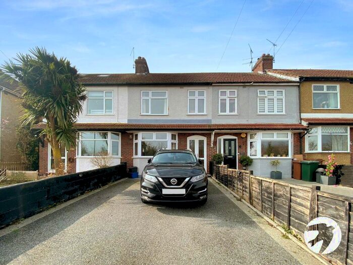3 Bedroom House To Rent In Grange Road, Gillingham, Kent, ME7