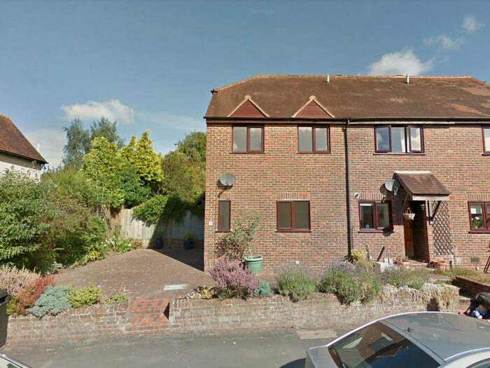 3 Bedroom End Of Terrace House To Rent In London Road, Odiham, Hook RG29