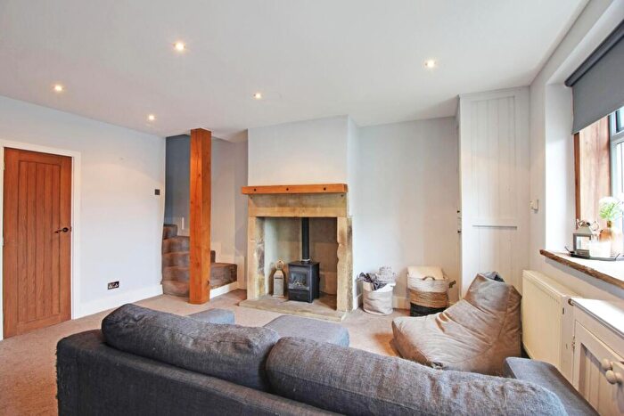 1 Bedroom Cottage For Sale In Spring Gardens, Sowerby Bridge, West Yorkshire, HX6