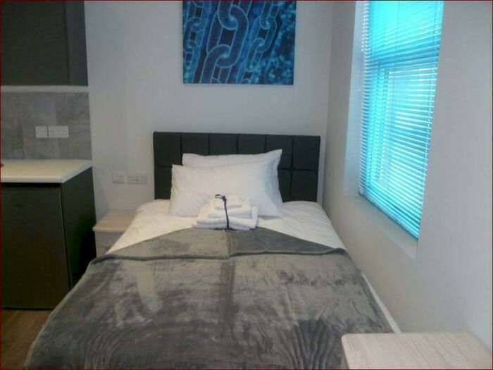 Studio To Rent In Holyhead Road, Coventry, CV1