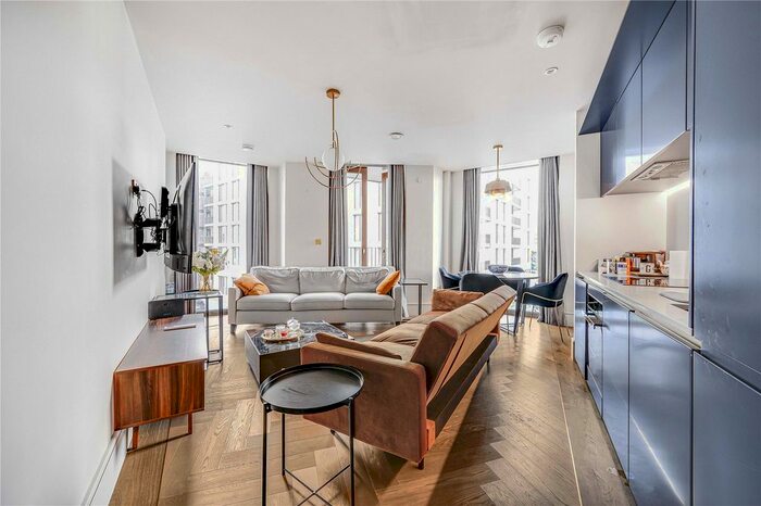 2 Bedroom Flat To Rent In Edith Row, London, SW6