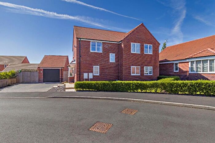 4 Bedroom Detached House For Sale In Poplar Heights, S44