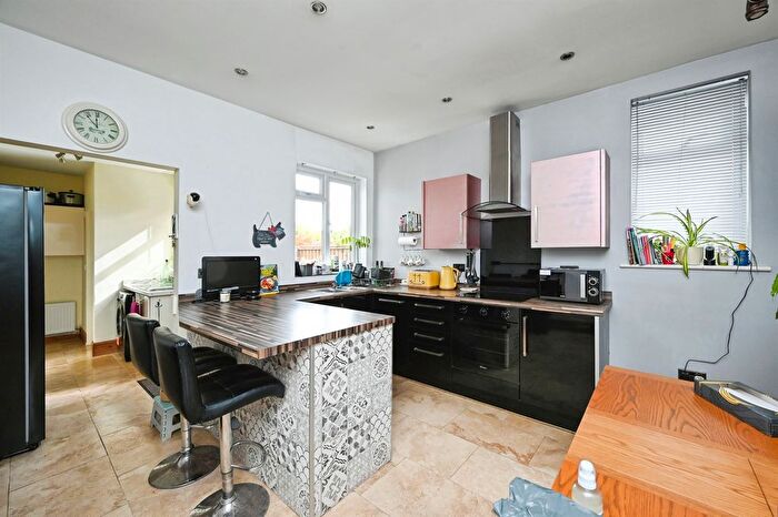 2 Bedroom Semi-detached House For Sale In Babbington Street, Tibshelf, Alfreton, DE55