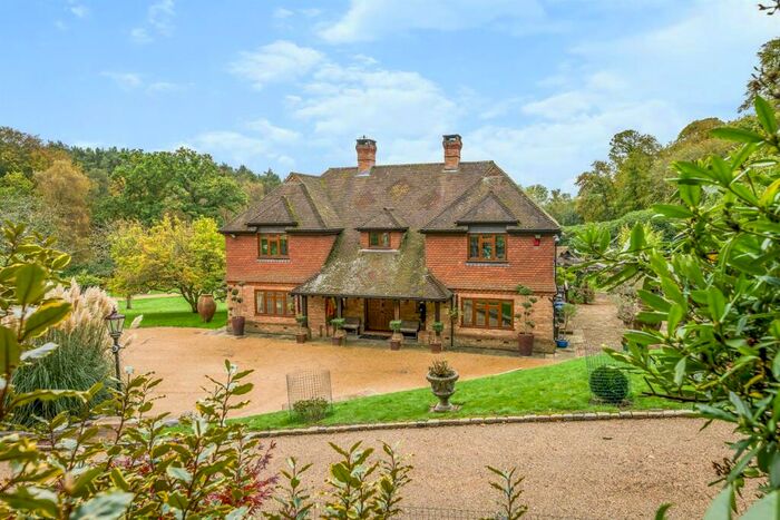 5 Bedroom Detached House To Rent In Cross Colwood Lane, Bolney, Haywards Heath, RH17