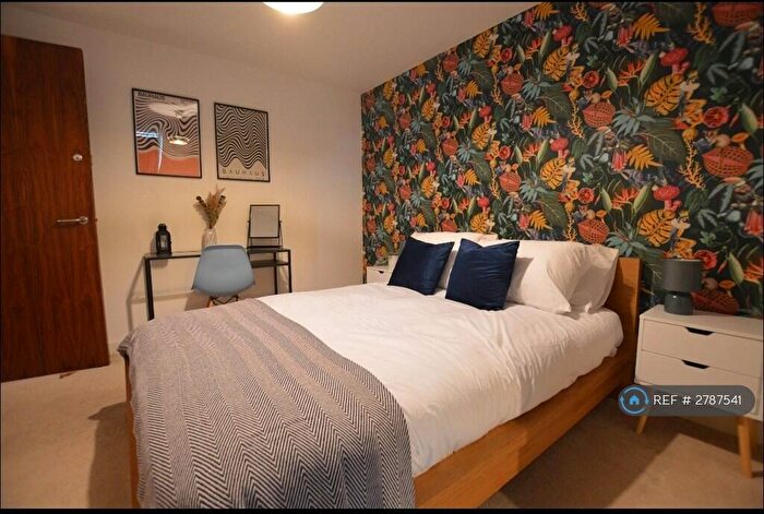 1 Bedroom Flat To Rent In St George Building, Leeds, LS1