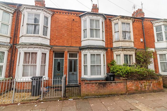 2 Bedroom Terraced House For Sale In Cambridge Street, Leicester, LE3