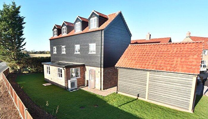 2 Bedroom Apartment To Rent In Cricket View, Mildenhall, Bury St Edmunds, Suffolk, IP28