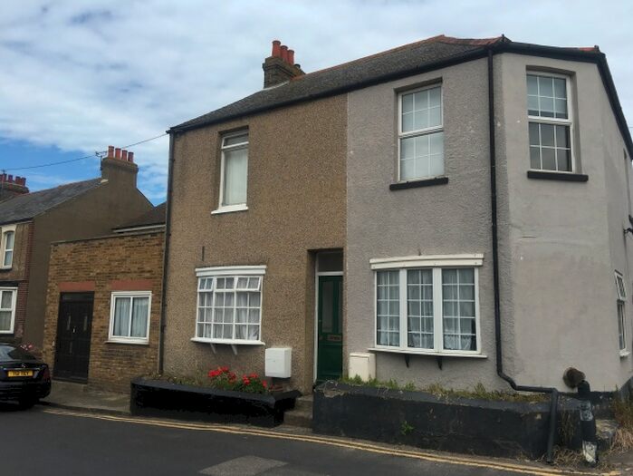 2 Bedroom End Of Terrace House To Rent In High Street, Garlinge, CT9