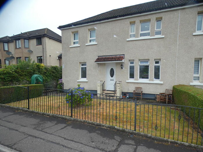 2 Bedroom Flat To Rent In Whirlie Road, Crosslee, Johnstone, Renfrewshire, PA6