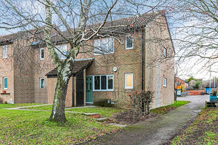 1 Bedroom Flat To Rent In Conway Close, Houghton Regis, Dunstable, Bedfordshire, LU5