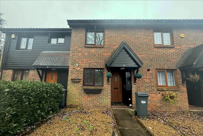2 Bedroom Terraced House To Rent In Tanglewood Way, Feltham, TW13