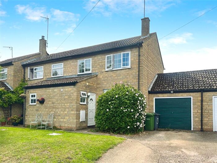 3 Bedroom End Of Terrace House For Sale In Main Street, Ailsworth, Peterborough, PE5