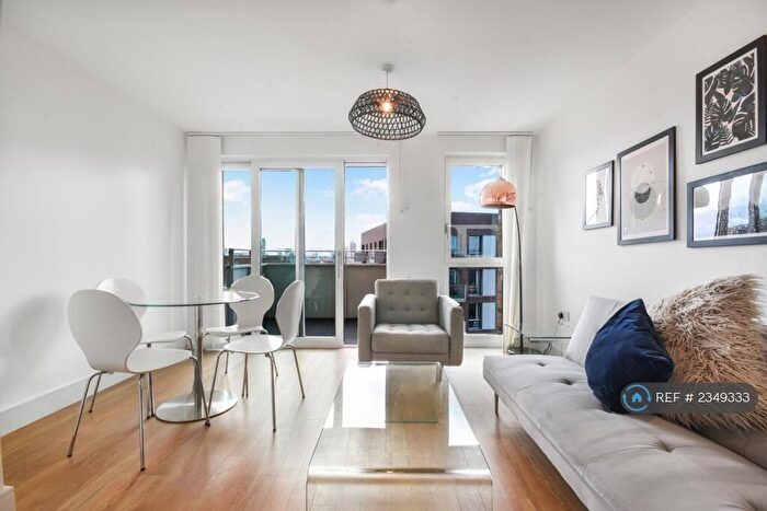 1 Bedroom Flat To Rent In Ivy Point, Tower Hamlets, London, E3