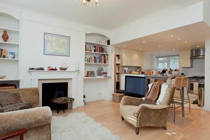 2 Bedroom Flat To Rent In Sutherland Street, London SW1V