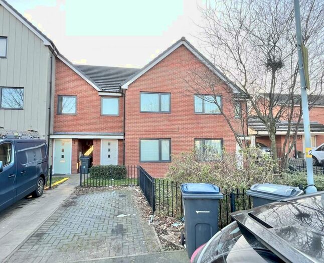3 Bedroom Terraced House To Rent In Balsall Heath Road, Birmingham, B5