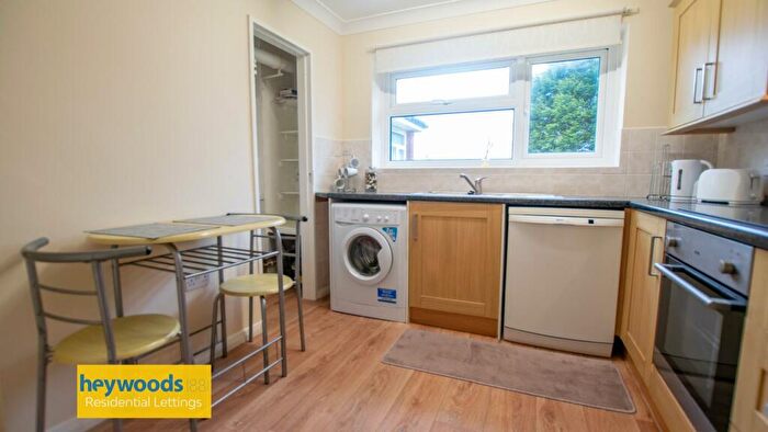 1 Bedroom Flat To Rent In Severn Drive, Clayton, Newcastle-under-Lyme, ST5