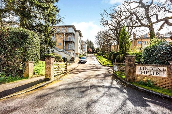 2 Bedroom Flat For Sale In Sherbourne Place, Linden Fields, Tunbridge Wells, Kent, TN2