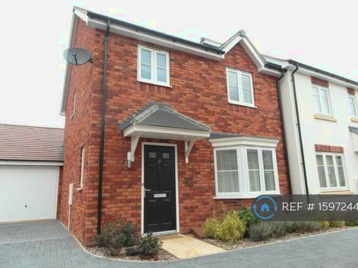 3 Bedroom End Of Terrace House To Rent In Beni Close, Cheltenham, GL51
