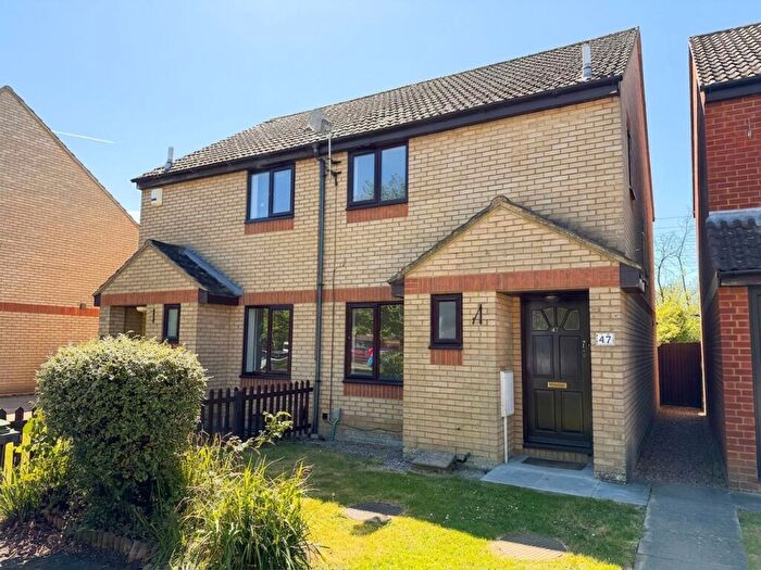3 Bedroom Semi-Detached House To Rent In Williams Way, Flitwick, MK45