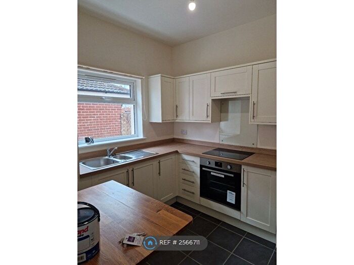 1 Bedroom Flat To Rent In Hurst Road, Hinckley, LE10