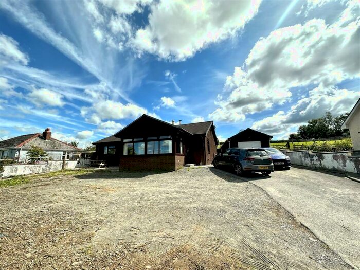 3 Bedroom Detached Bungalow For Sale In Llanllwni, Llanybydder, SA40