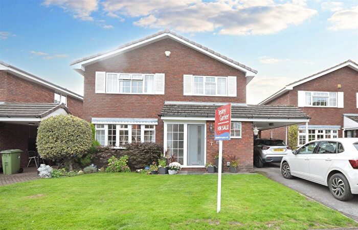 4 Bedroom Detached House For Sale In Sunningdale, Stone, ST15