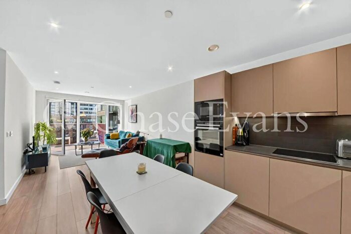 2 Bedroom Flat For Sale In Octavia Apartments, Chatteris Way, Elephant & Castle, London, SE17