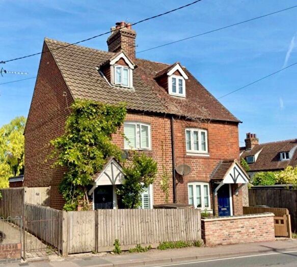 2 Bedroom Semi-detached House For Sale In Grove Street, Wantage, OX12