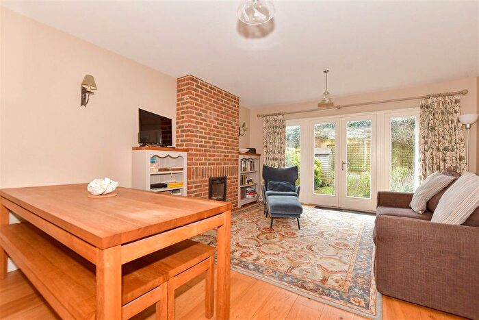 2 Bedroom Semi Detached House For Sale In Well Lane, St Margarets-At-Cliffe, Dover, Kent, CT15