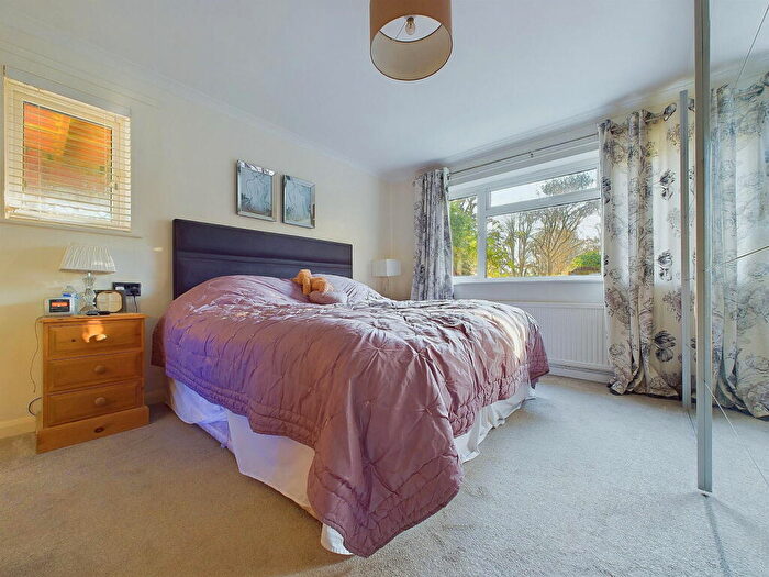 4 Bedroom Detached House For Sale In Mill Road, Northing Lancing, BN15
