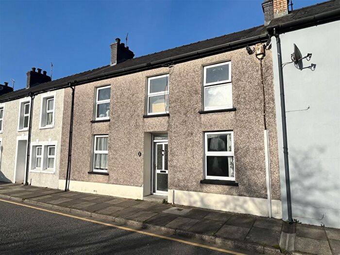 4 Bedroom Property For Sale In Peterwell Terrace, Lampeter, SA48