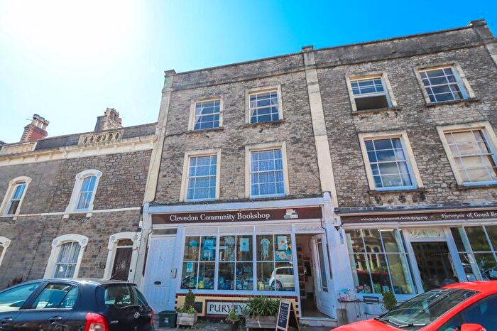 2 Bedroom Flat To Rent In Copse Road, Clevedon, BS21