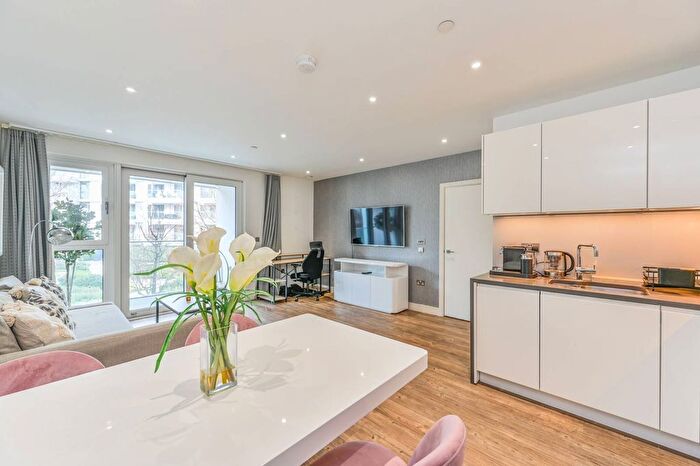1 Bedroom Flat To Rent In Nine Elms Point, Nine Elms, London, SW8