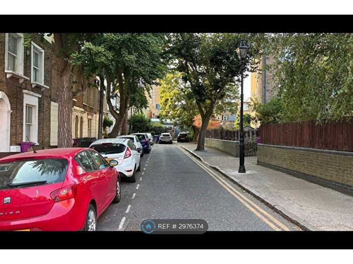 1 Bedroom Flat To Rent In Rosebank Gardens, London, E3