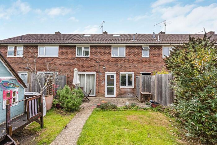 3 Bedroom Terraced House For Sale In Raymonds Plain, Welwyn Garden City, AL7