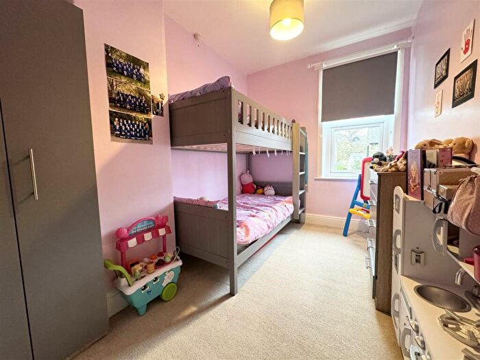 2 Bedroom Semi-Detached House For Sale In Albert Road, Clayton West, HD8