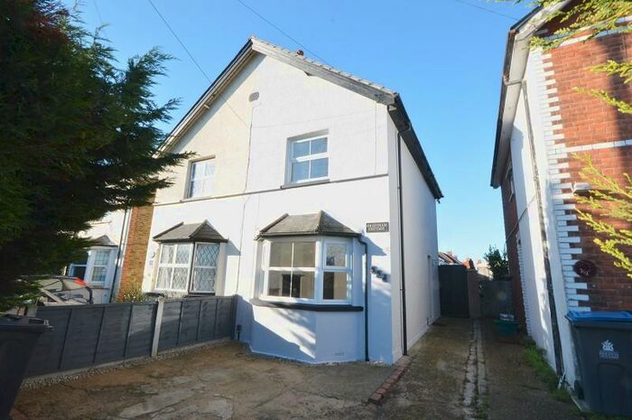 2 Bedroom Semi-Detached House To Rent In Leatherhead Road, Malden Rushett, Chessington, Surrey, KT9