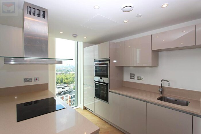 2 Bedroom Apartment For Sale In Surrey Quays Road, London, SE16